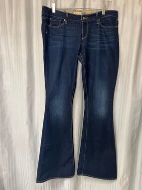 PAIGE Canyon Flare dark blue jeans size 31 Tall with small defect